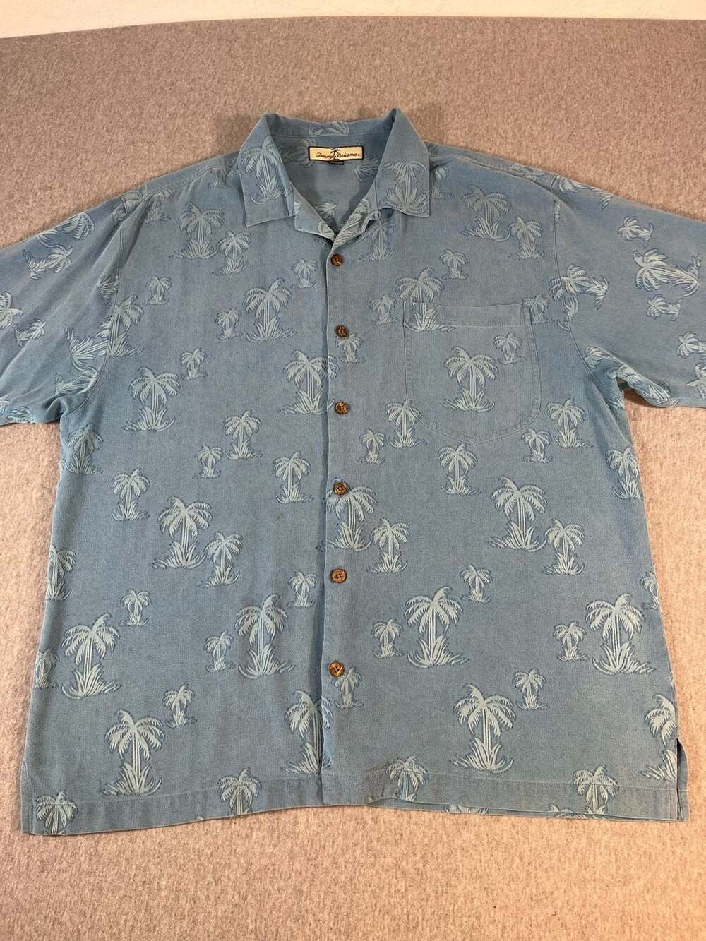 Tommy Bahama Blue Palm Tree Pattern 100% Silk Button Down Shirt Men’s L